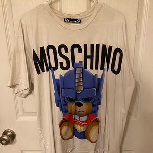 Moschino logo tshirt